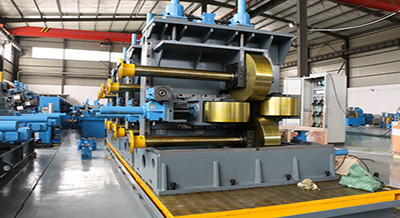 Máquina para Fabricación de Tubos ERW LW1200, 300x300mm
